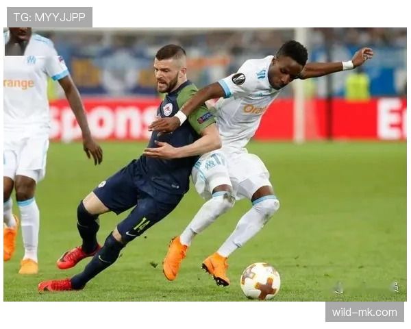 法兰克福锋线火力全开，状态回暖助球队再创佳绩