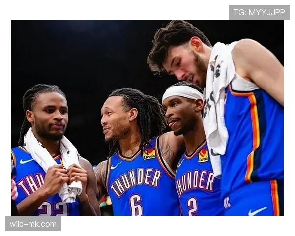 杰伦·威廉姆斯突破为主拉开空间，助力球队提升关键时刻得分效能