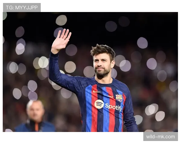 看到杰拉德·皮克出门那一身，感觉他是随身带着银行，穷友们心态直接短路